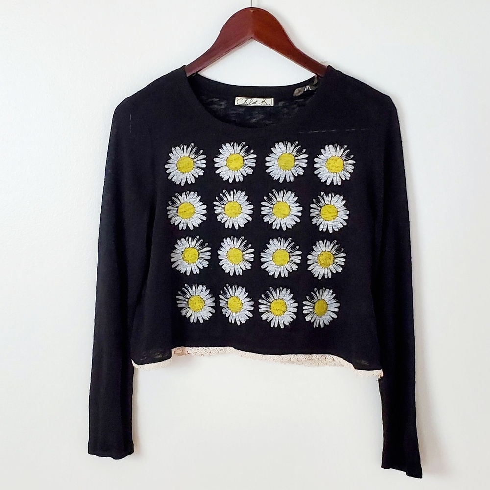 Chloe K Daisy long sleeve